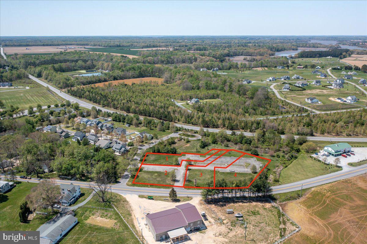 Main St Property Photo 18