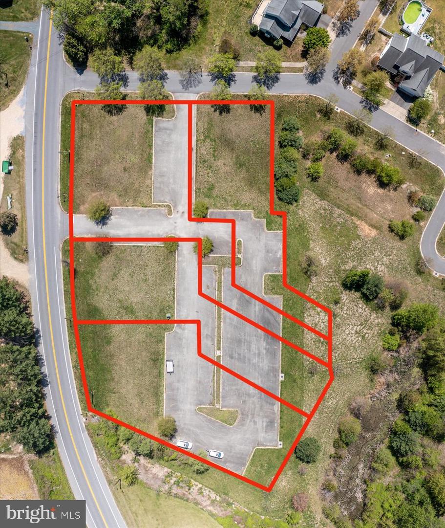 Main St Property Photo 29