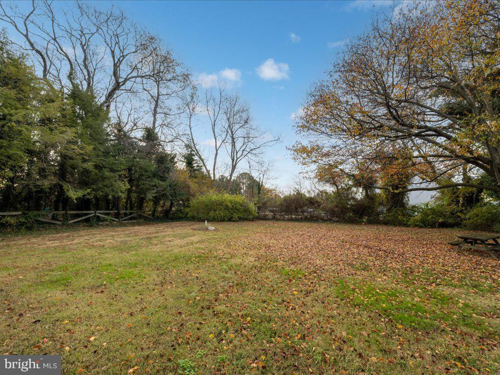 1602 Calvert Rd Property Photo 21