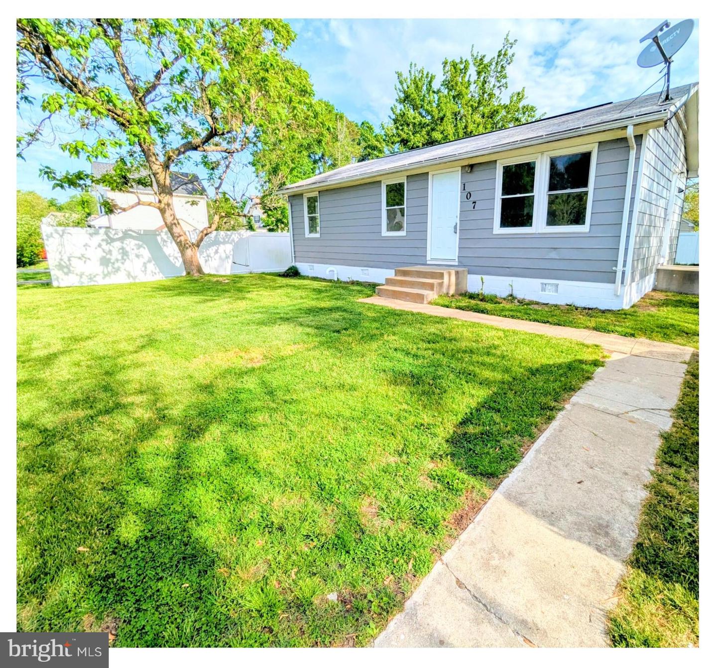 107 Lee Rd Property Photo 1