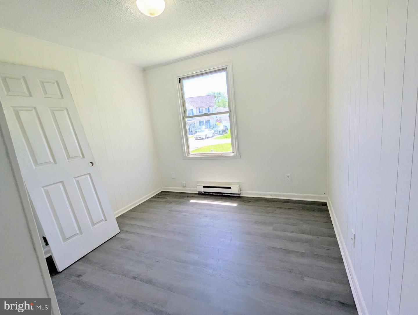 107 Lee Rd Property Photo 8