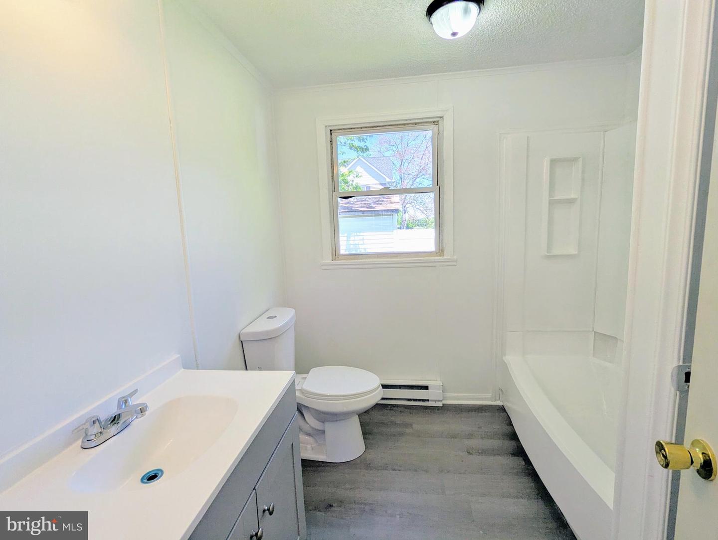 107 Lee Rd Property Photo 10