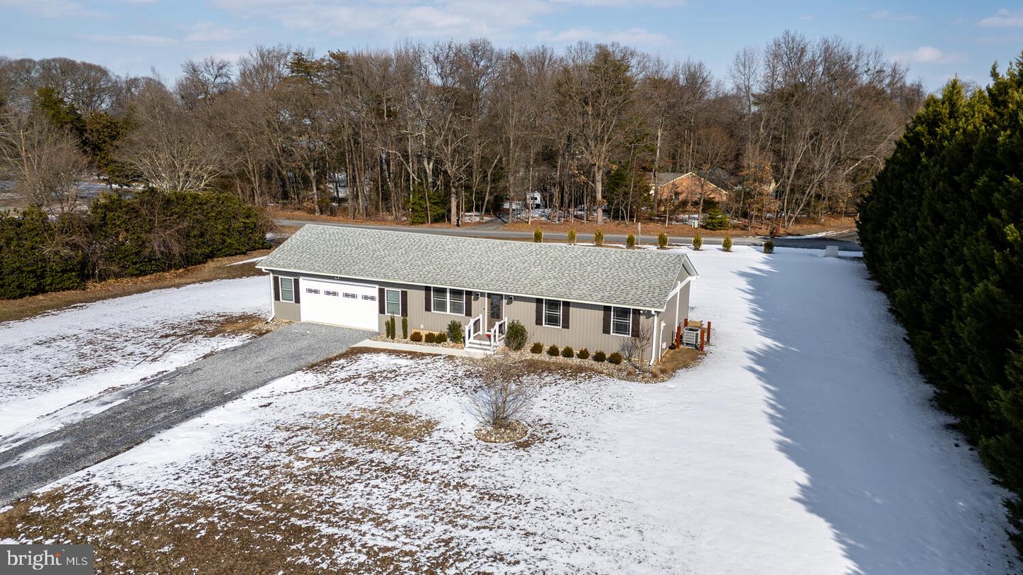 105 Justin Buch Dr Property Photo