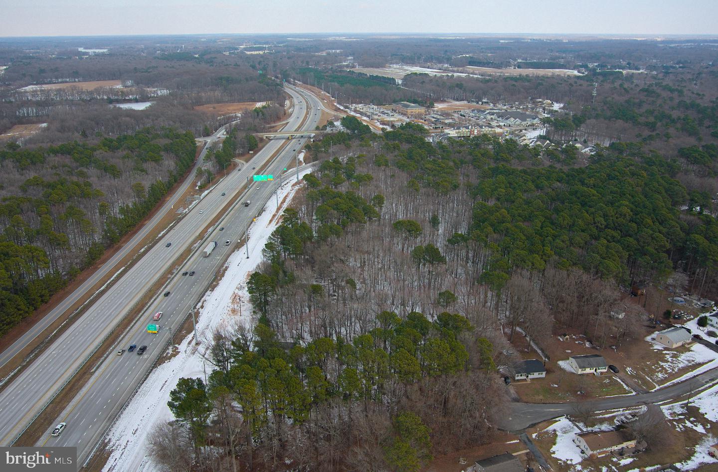 124 Hess Frontage Rd Property Photo 3