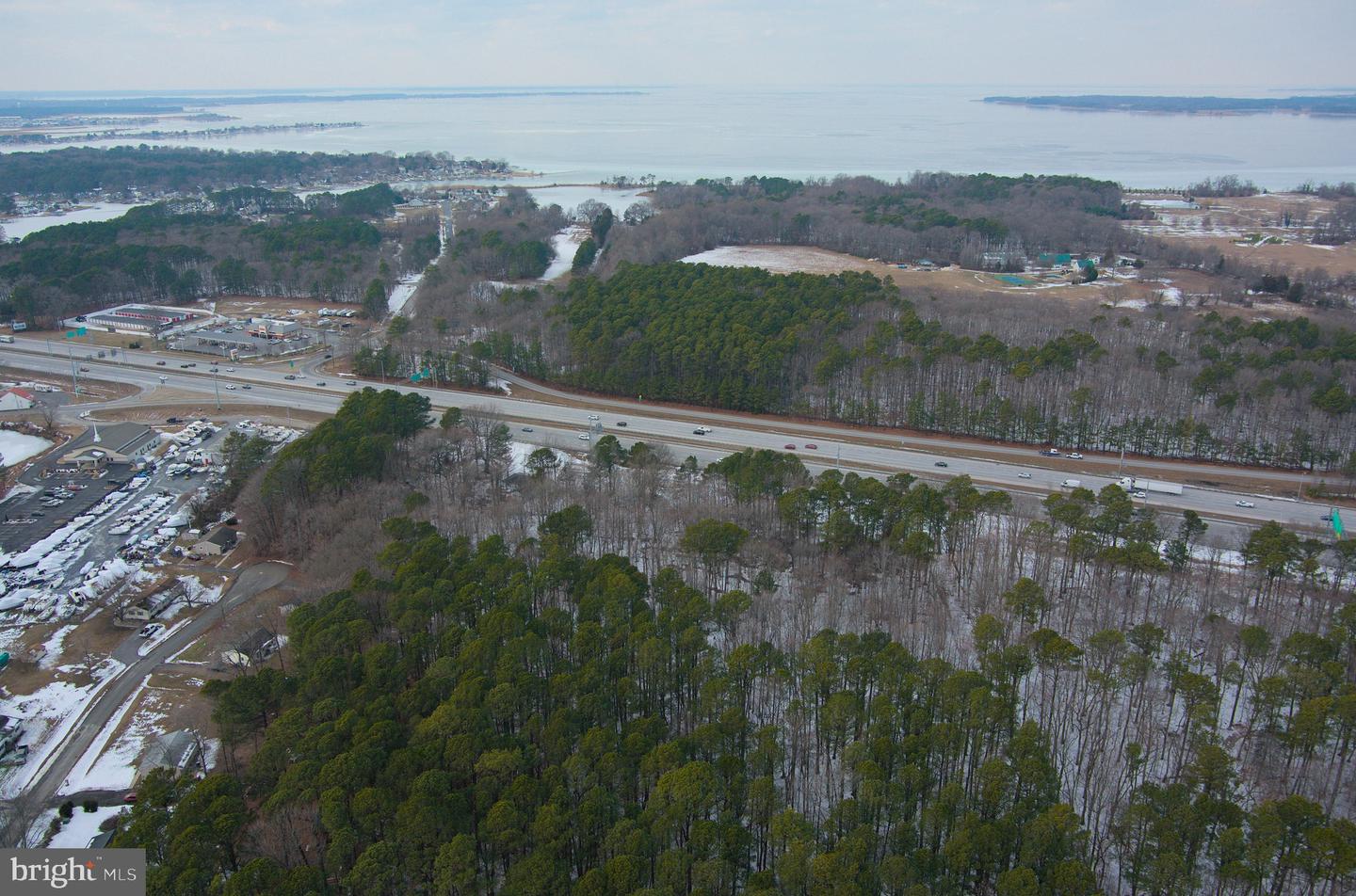 124 Hess Frontage Rd Property Photo 6