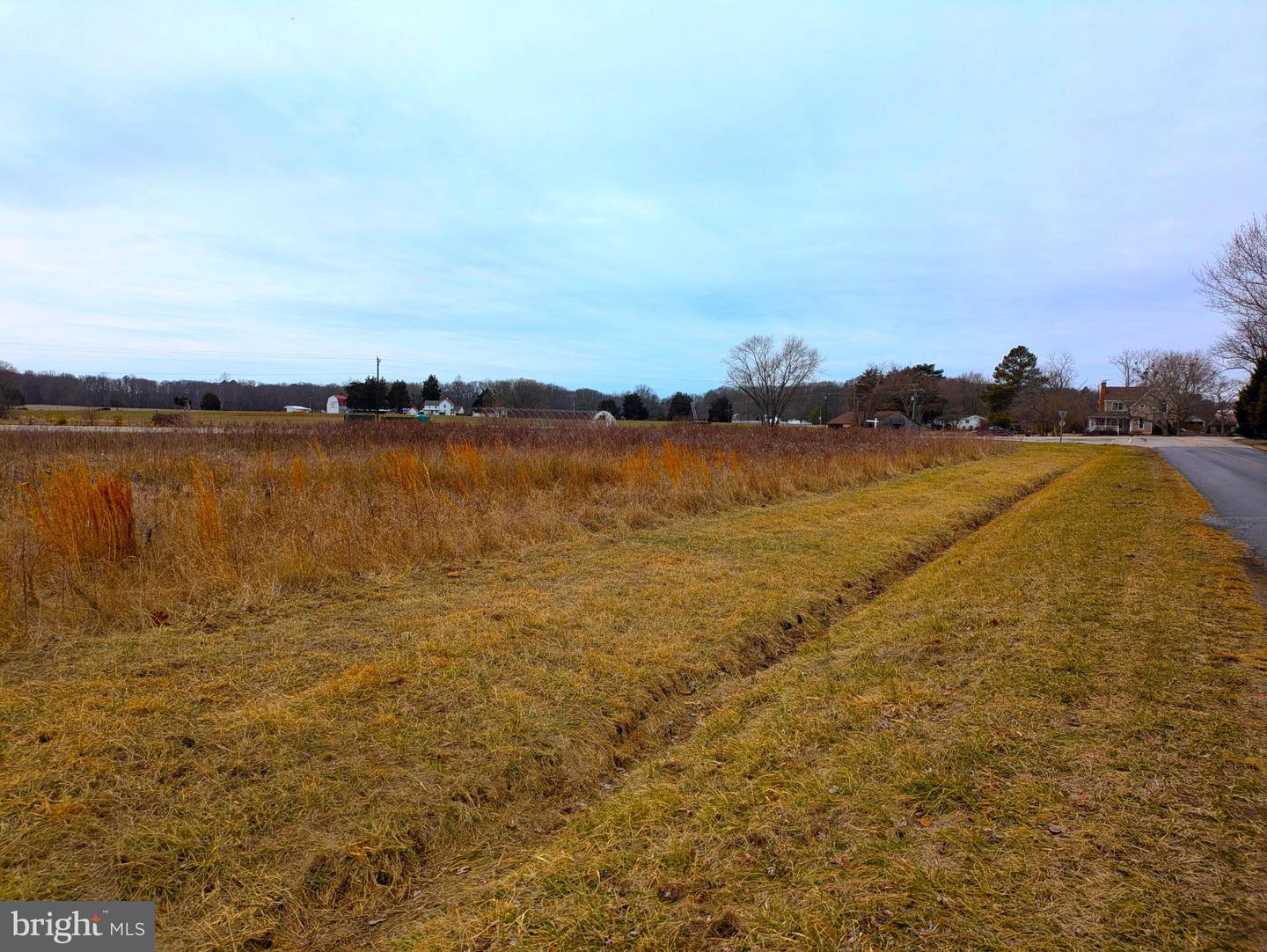 Neighbors Rd Property Photo 2