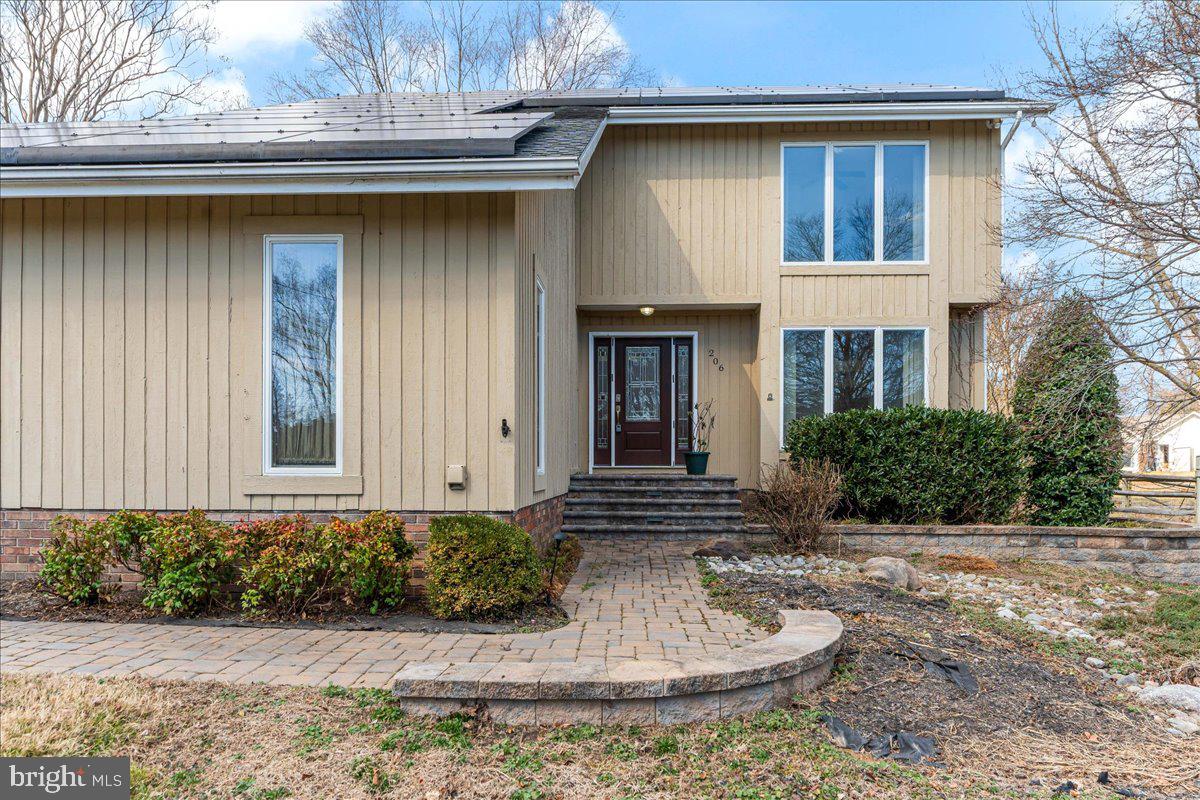 206 Congressional Dr Property Photo
