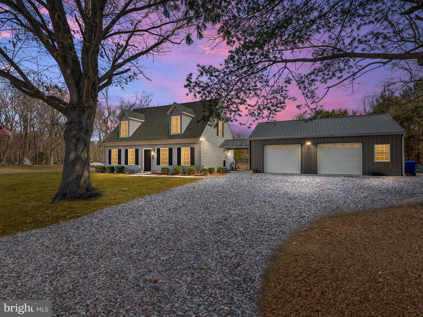 21651 Real Estate Listings Main Image