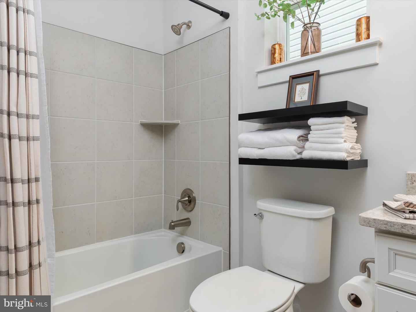 154 Harrier Way Property Photo 10
