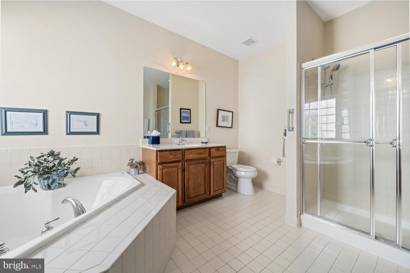 107 Encore Ct Property Photo 35