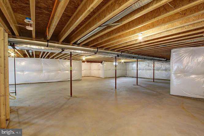 114 Queens Colony High Rd Property Photo 13