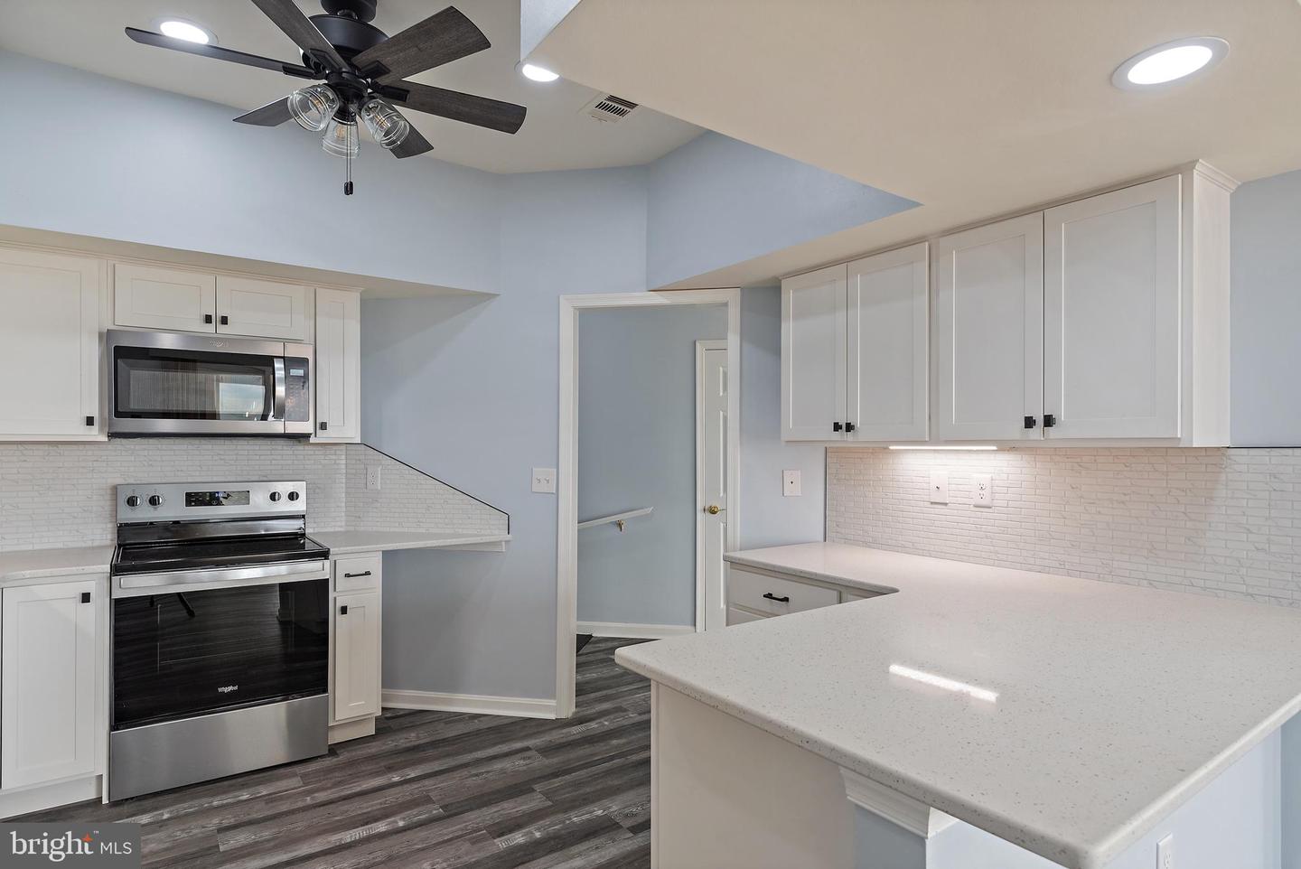 230 Oyster Cove Dr Property Photo 18