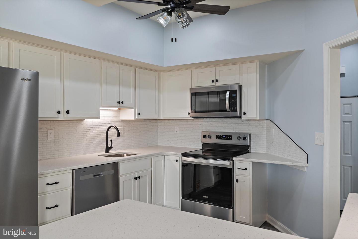 230 Oyster Cove Dr Property Photo 20