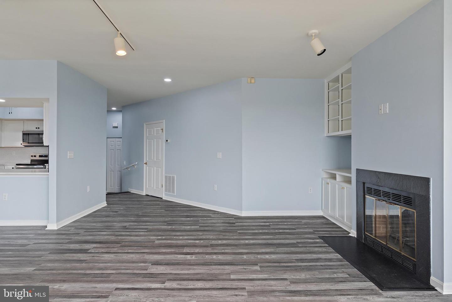 230 Oyster Cove Dr Property Photo 24