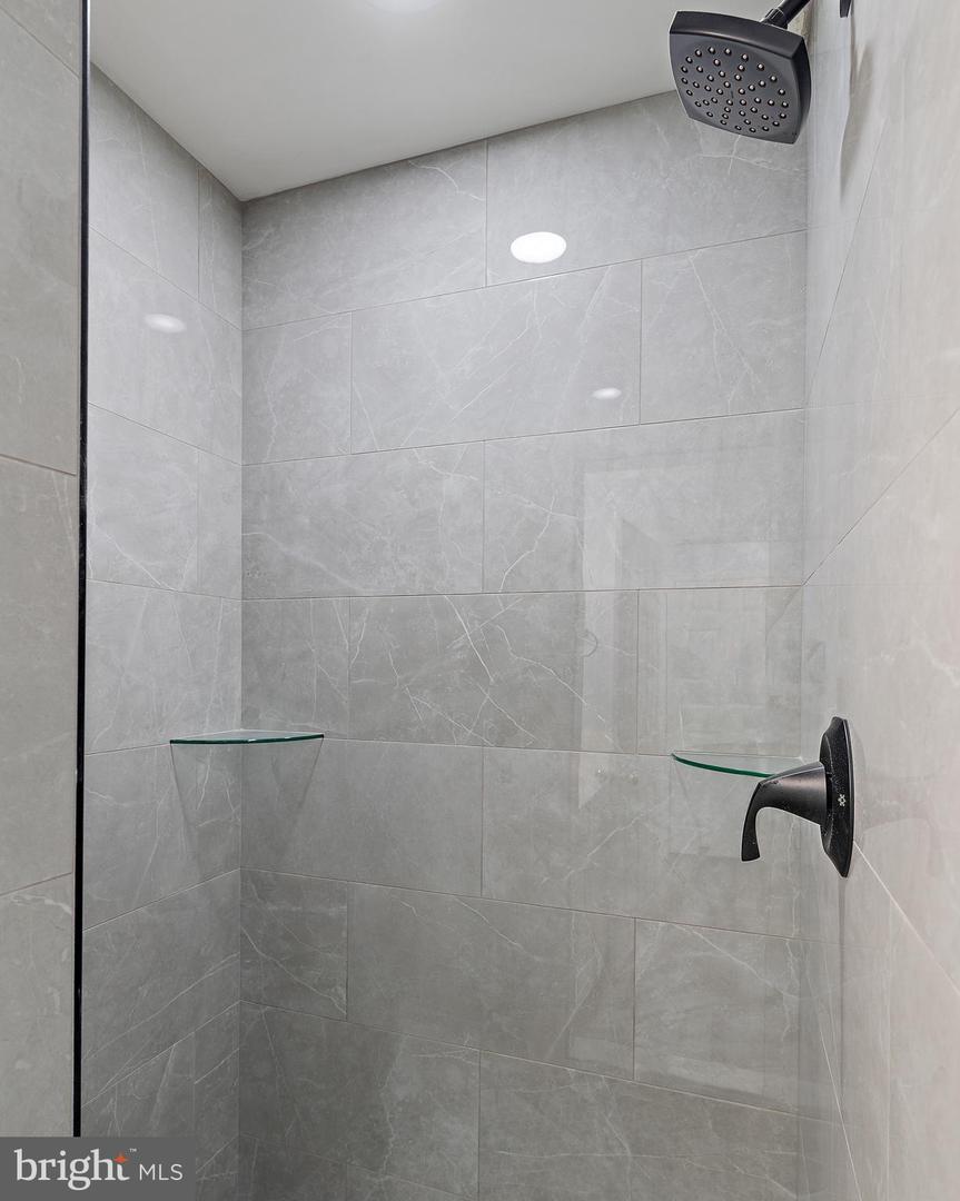 230 Oyster Cove Dr Property Photo 40