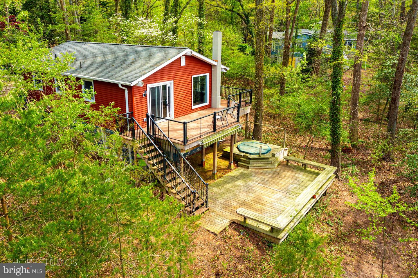 114 Ryan Ct Property Photo 2