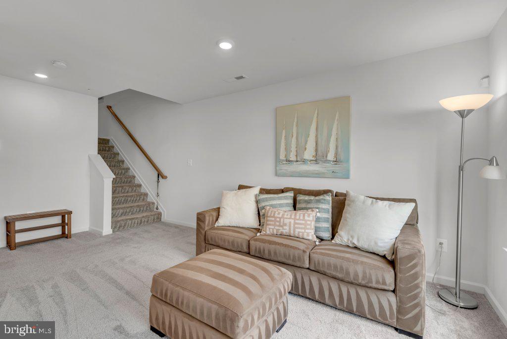 353 Allison Jane Dr #g-13 Property Photo 27