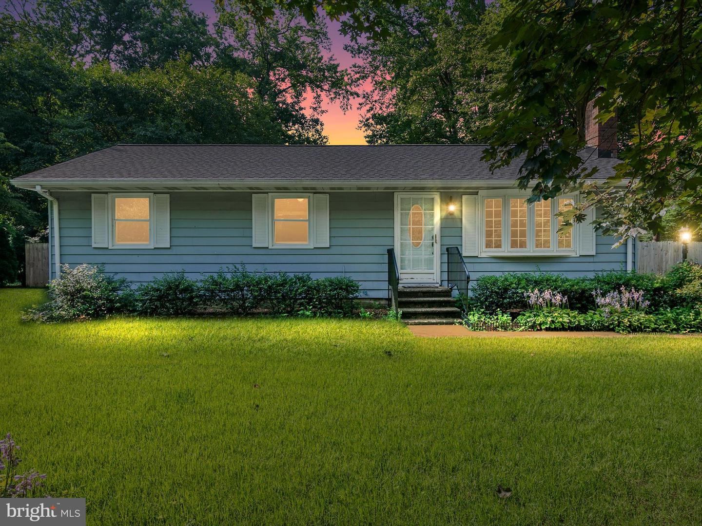 106 WILTON RD Property Photo 1