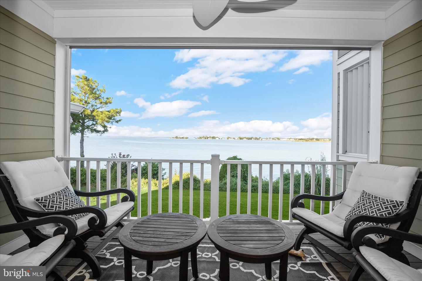 350 Narrows Pointe Dr Property Photo 11