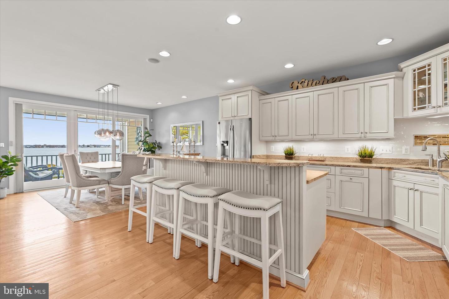 350 Narrows Pointe Dr Property Photo 14