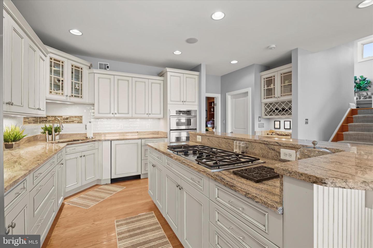 350 Narrows Pointe Dr Property Photo 16