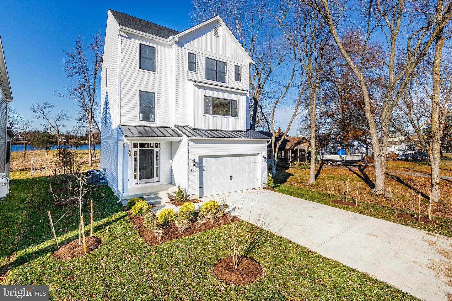 1757 Harbor Dr Property Photo 10
