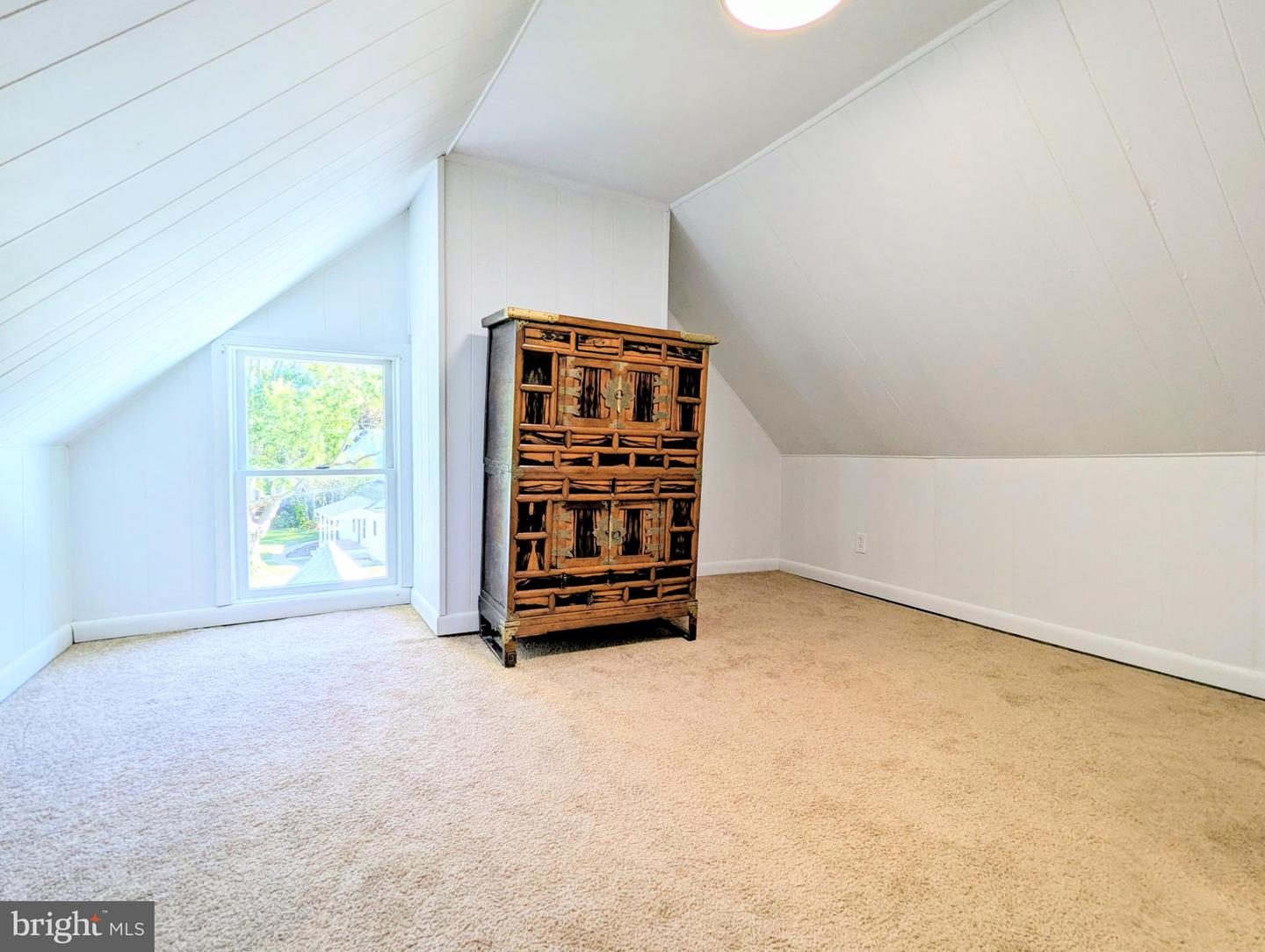 100 Wall St Property Photo 27