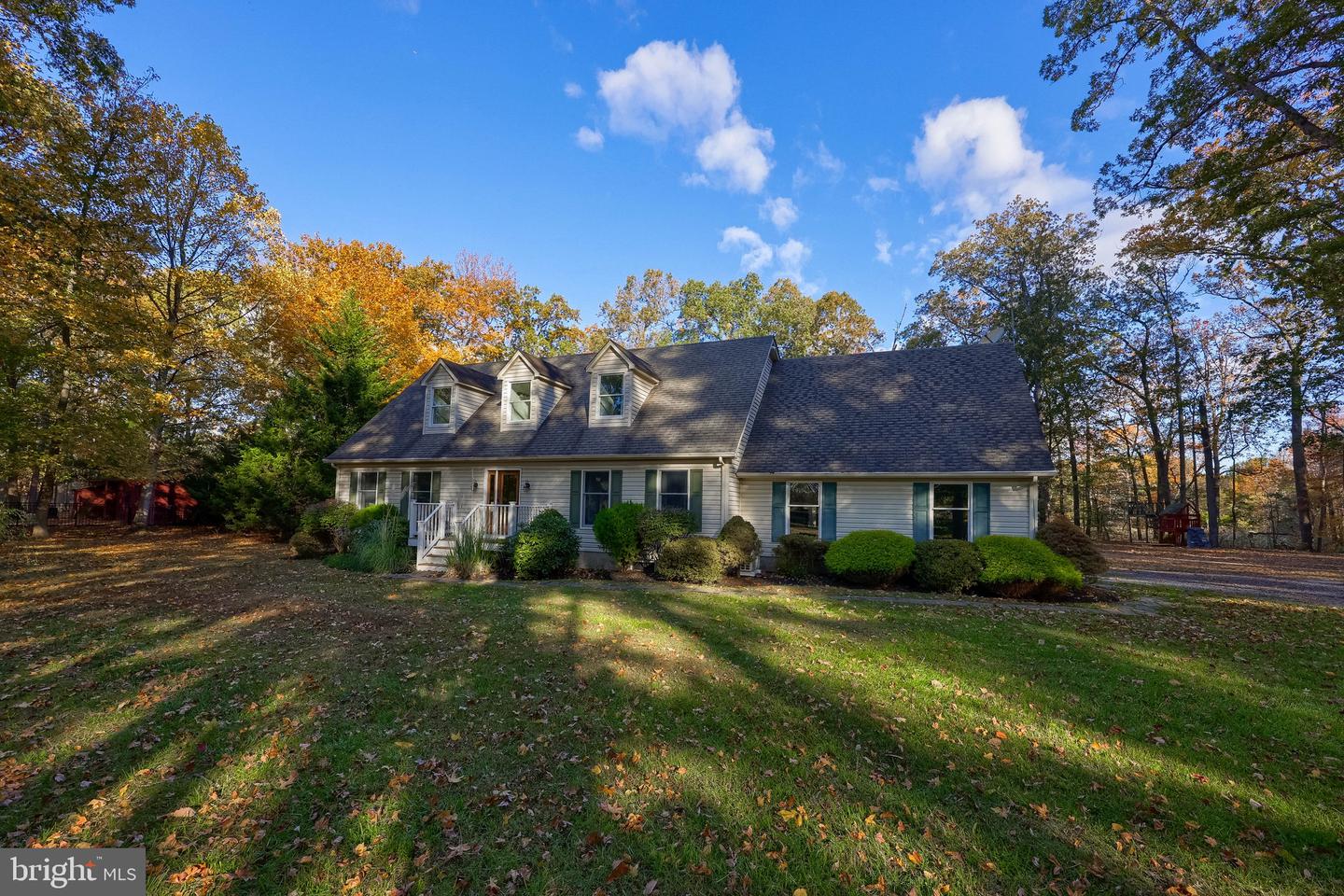 530 Kennersley Farm Ln Property Photo 2