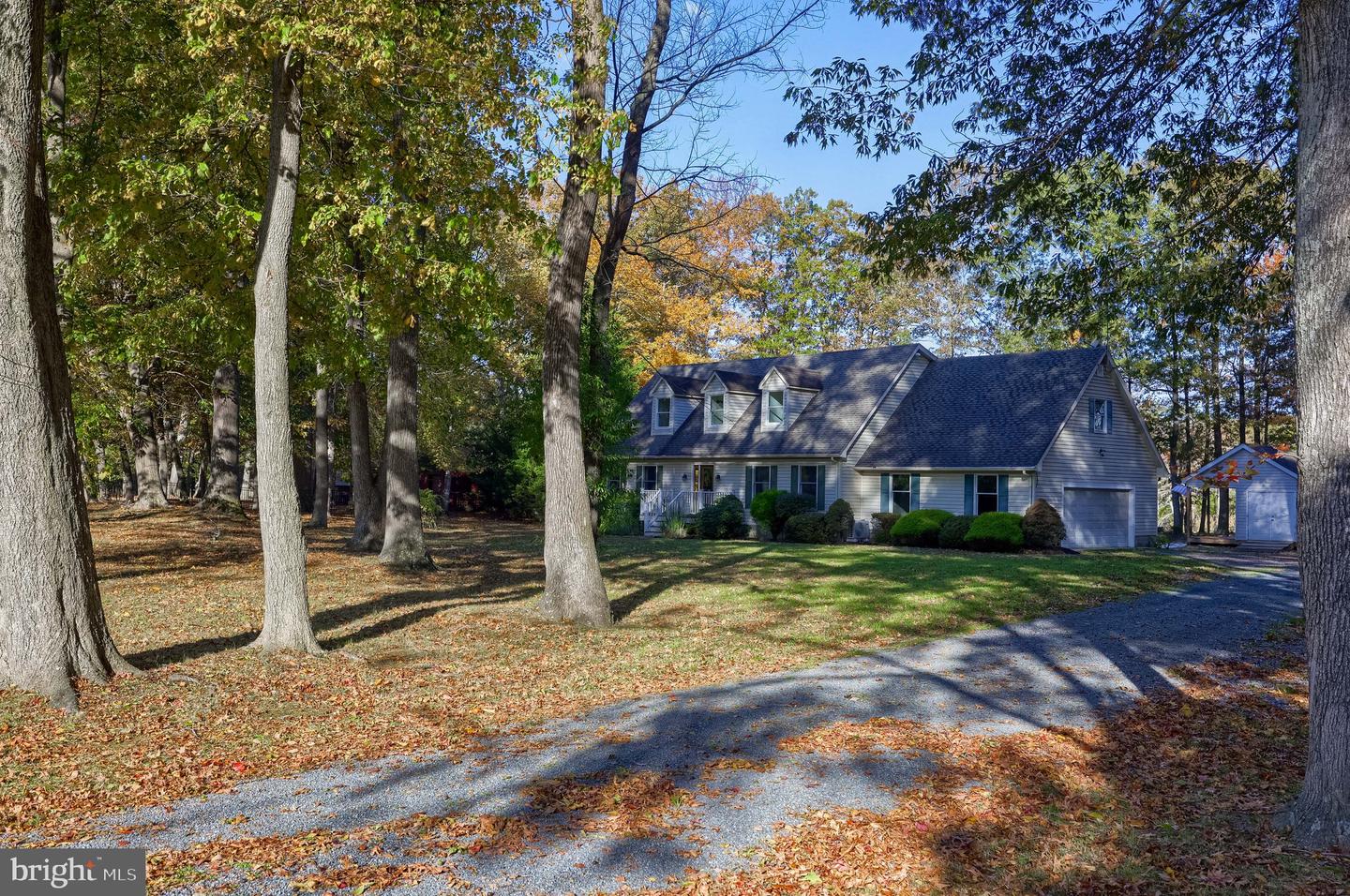 530 Kennersley Farm Ln Property Photo 3