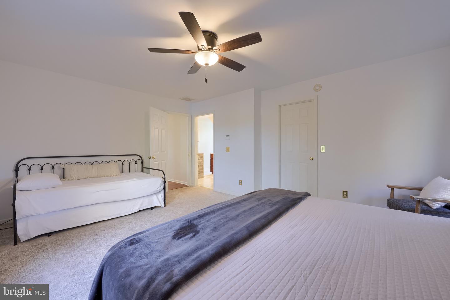 530 Kennersley Farm Ln Property Photo 25