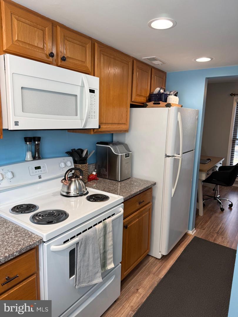 17-2 Mariners Way #17-2 Property Photo 10