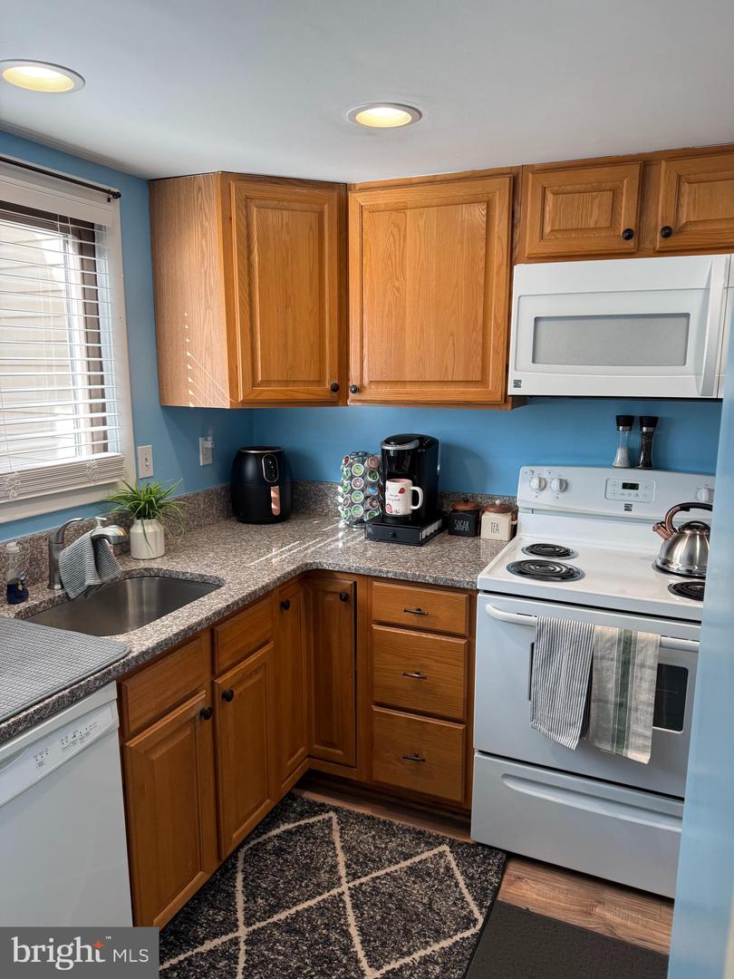 17-2 Mariners Way #17-2 Property Photo 11