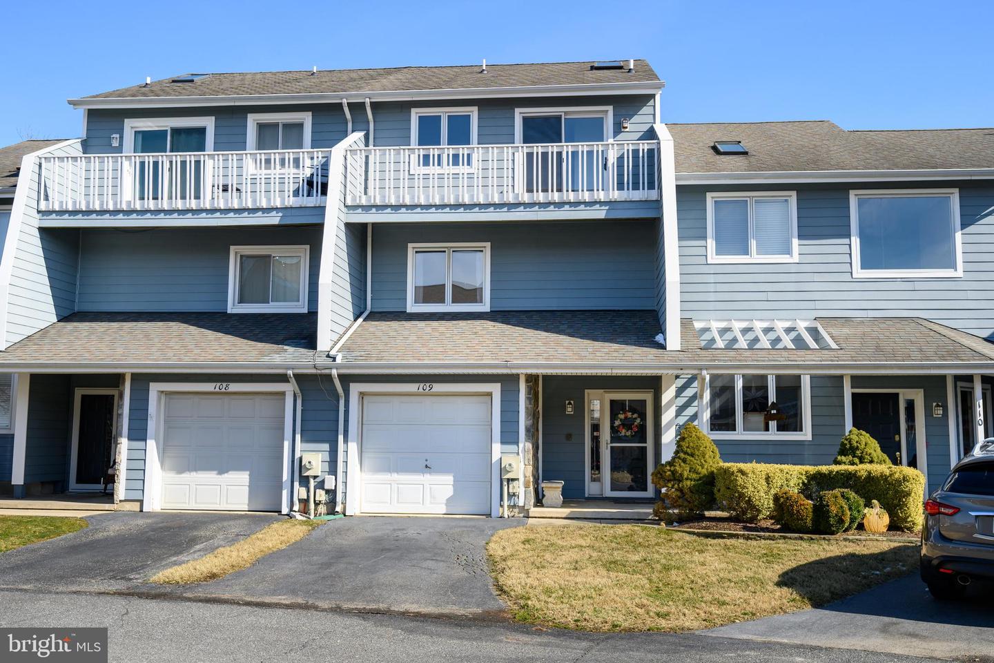 109 Bayview Property Photo 33