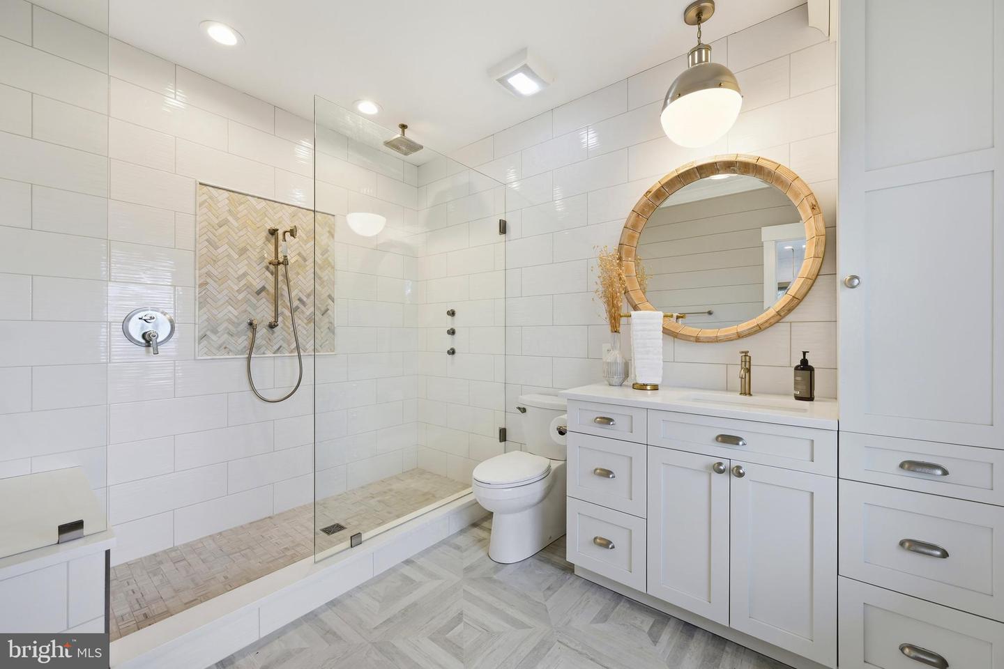 121 Kilby Pt Property Photo 49