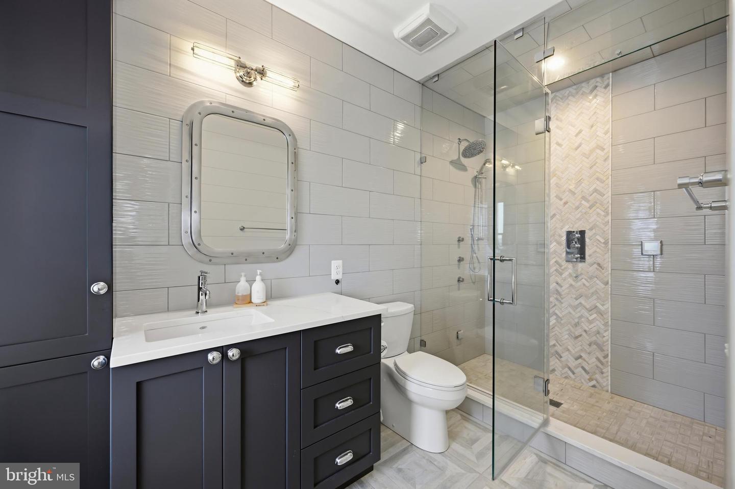 121 Kilby Pt Property Photo 49