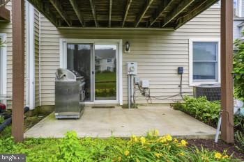312 Blenny Ln Property Photo 7
