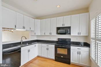 312 Blenny Ln Property Photo 21