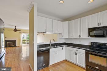 312 Blenny Ln Property Photo 23