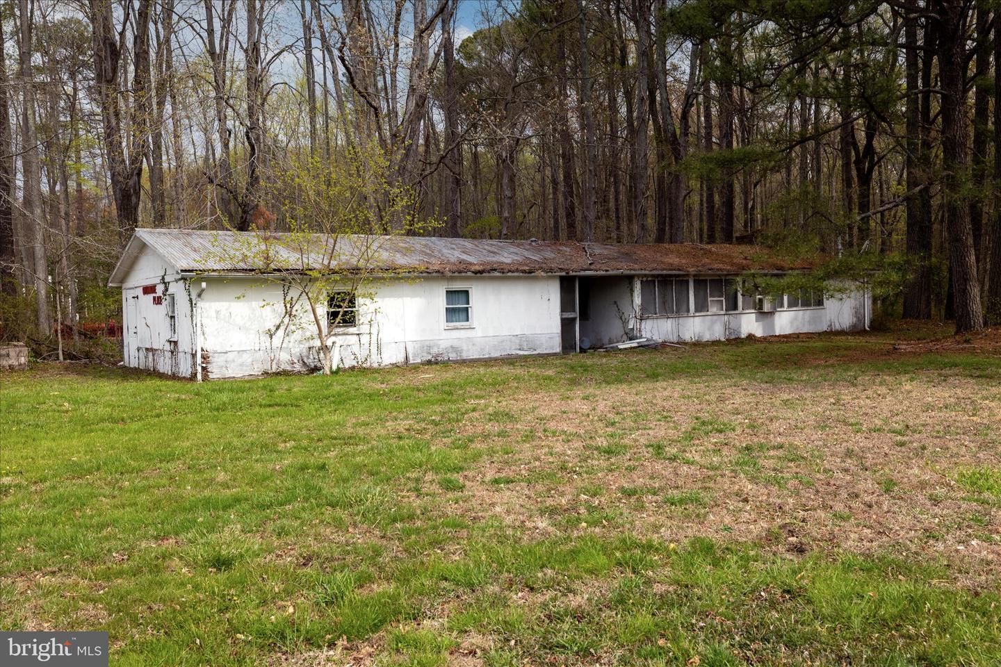 201 Sawmill Ln Property Photo 4
