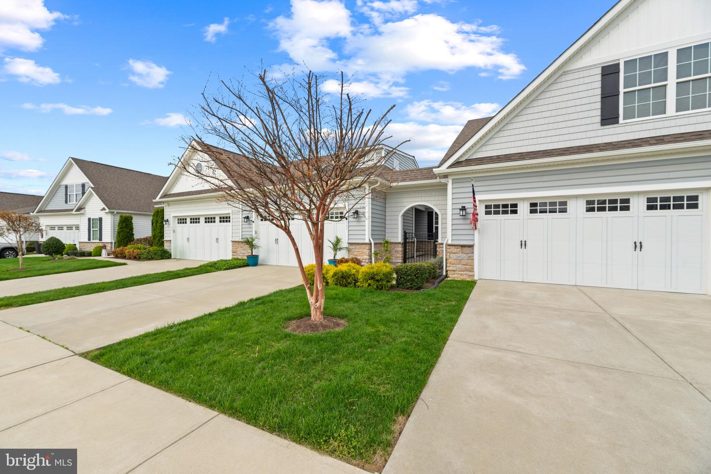 845 Moorings Cir #138 Property Photo 3