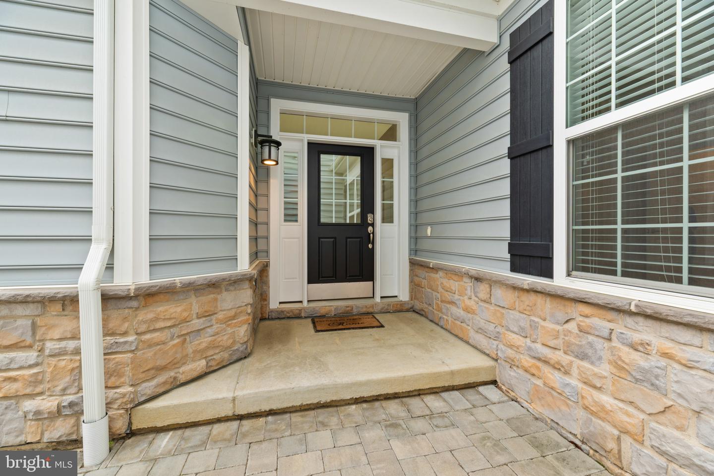 845 Moorings Cir #138 Property Photo 6