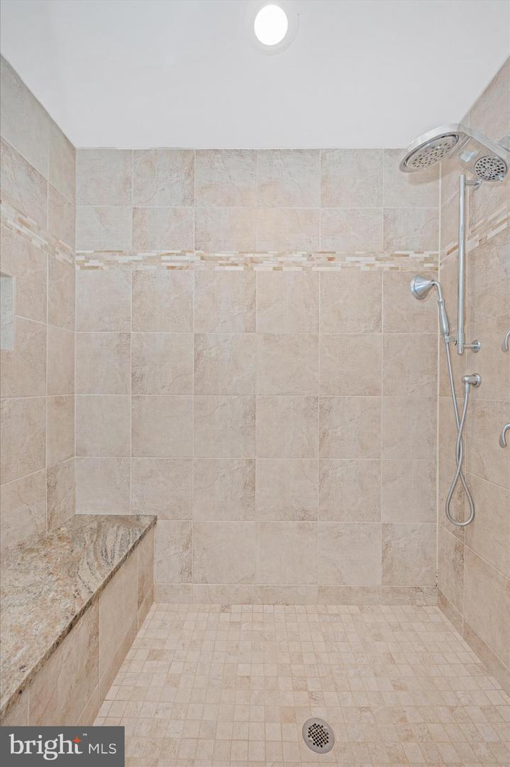 118 Bayview Property Photo 52