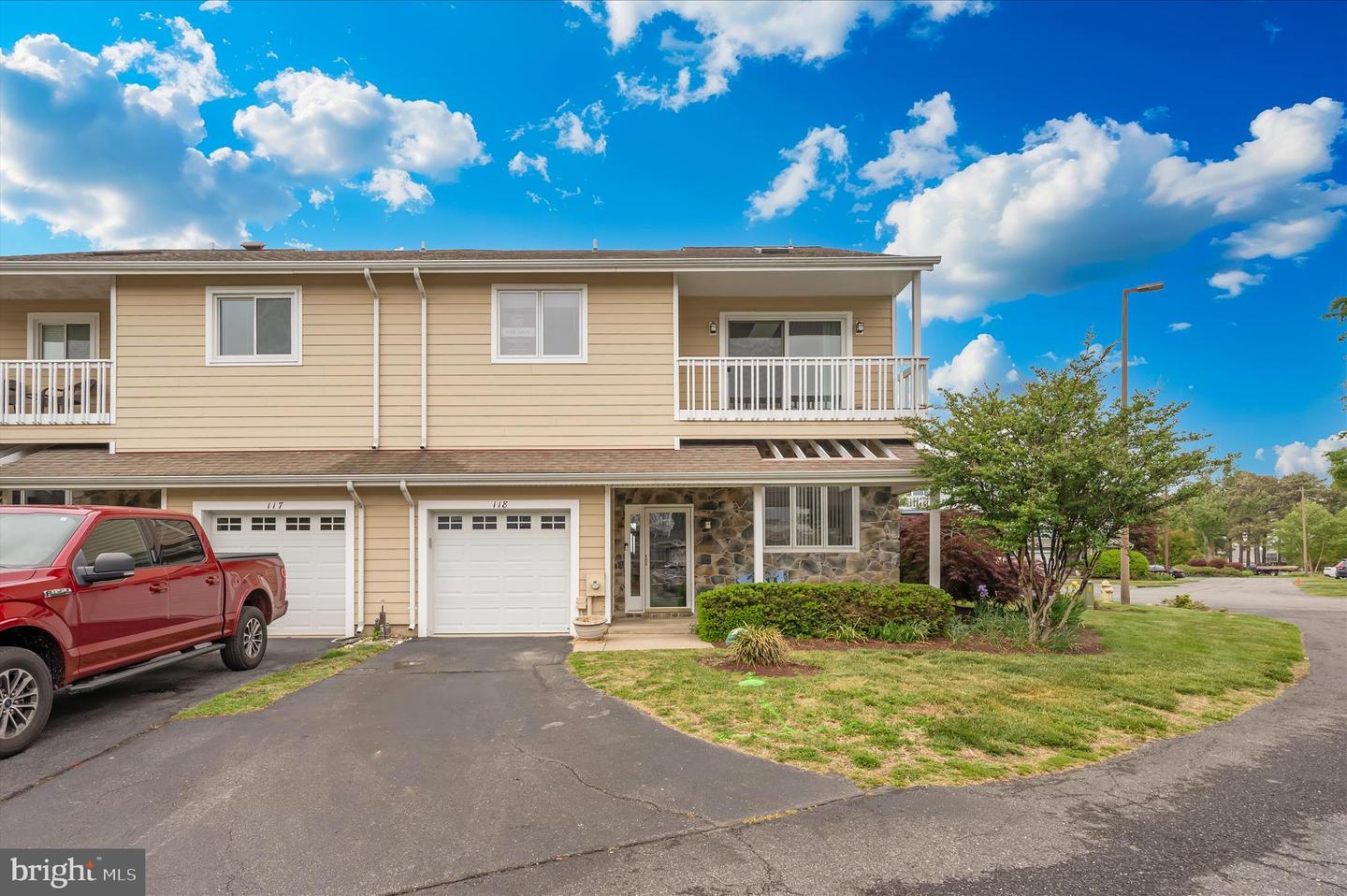 118 Bayview Property Photo 85