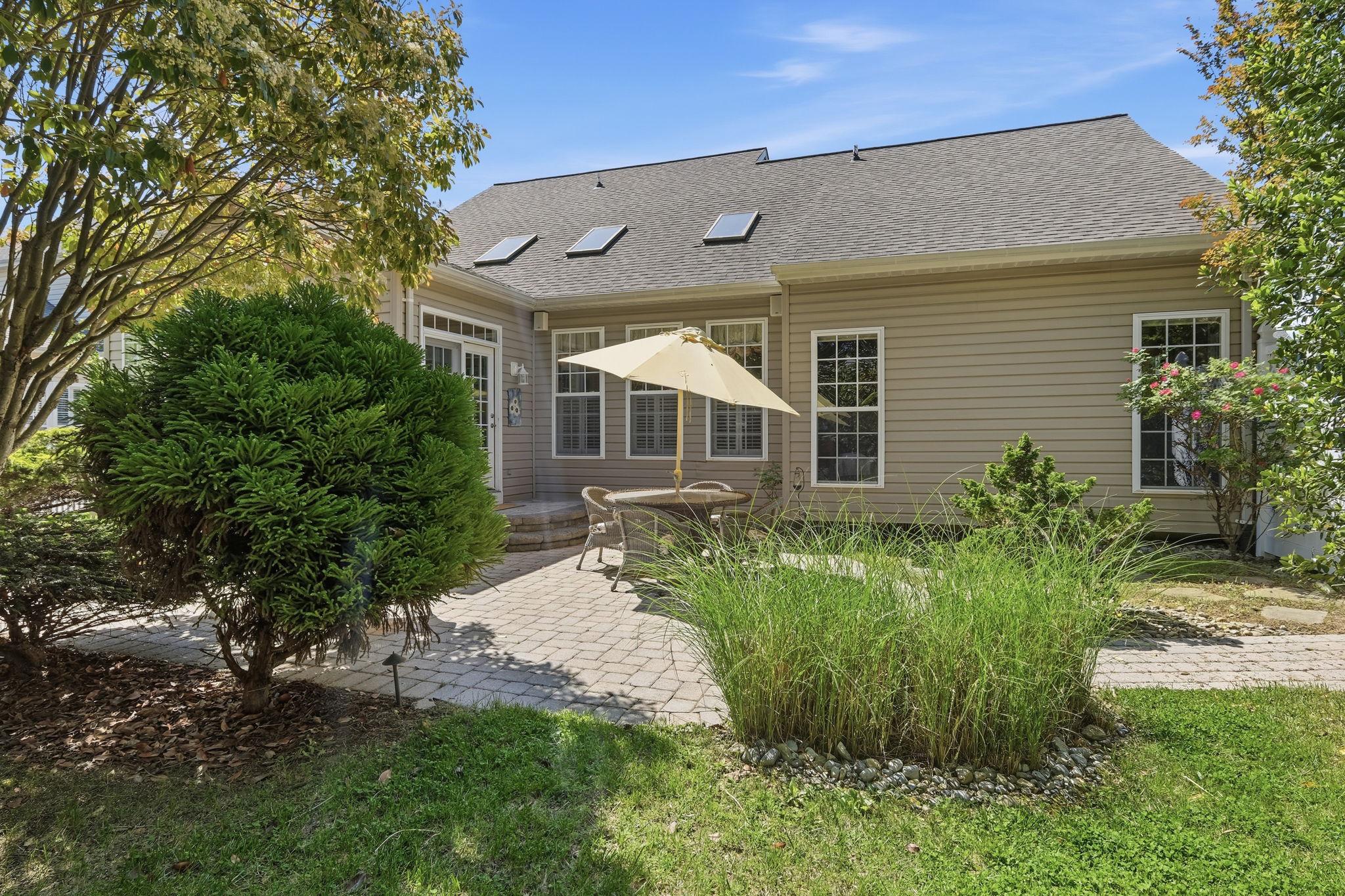 303 Creeks End Ln Property Photo 33