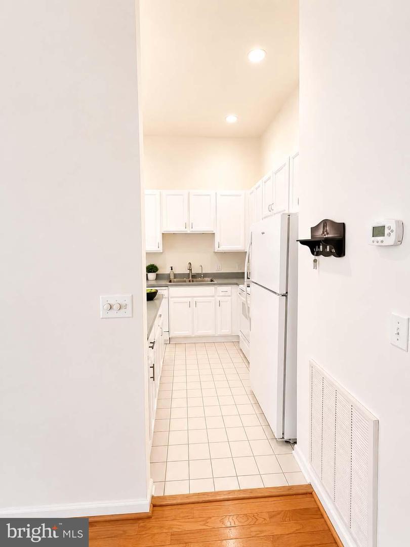 114 Merganser Ct Property Photo 9