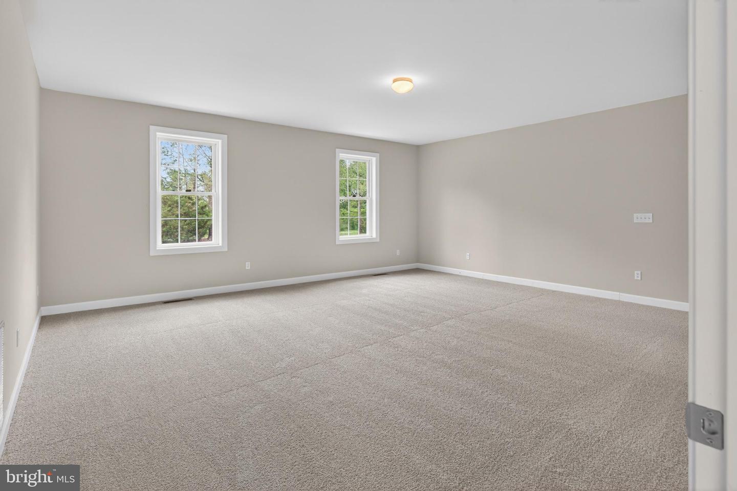 337 Roe Ingleside Rd Property Photo 15