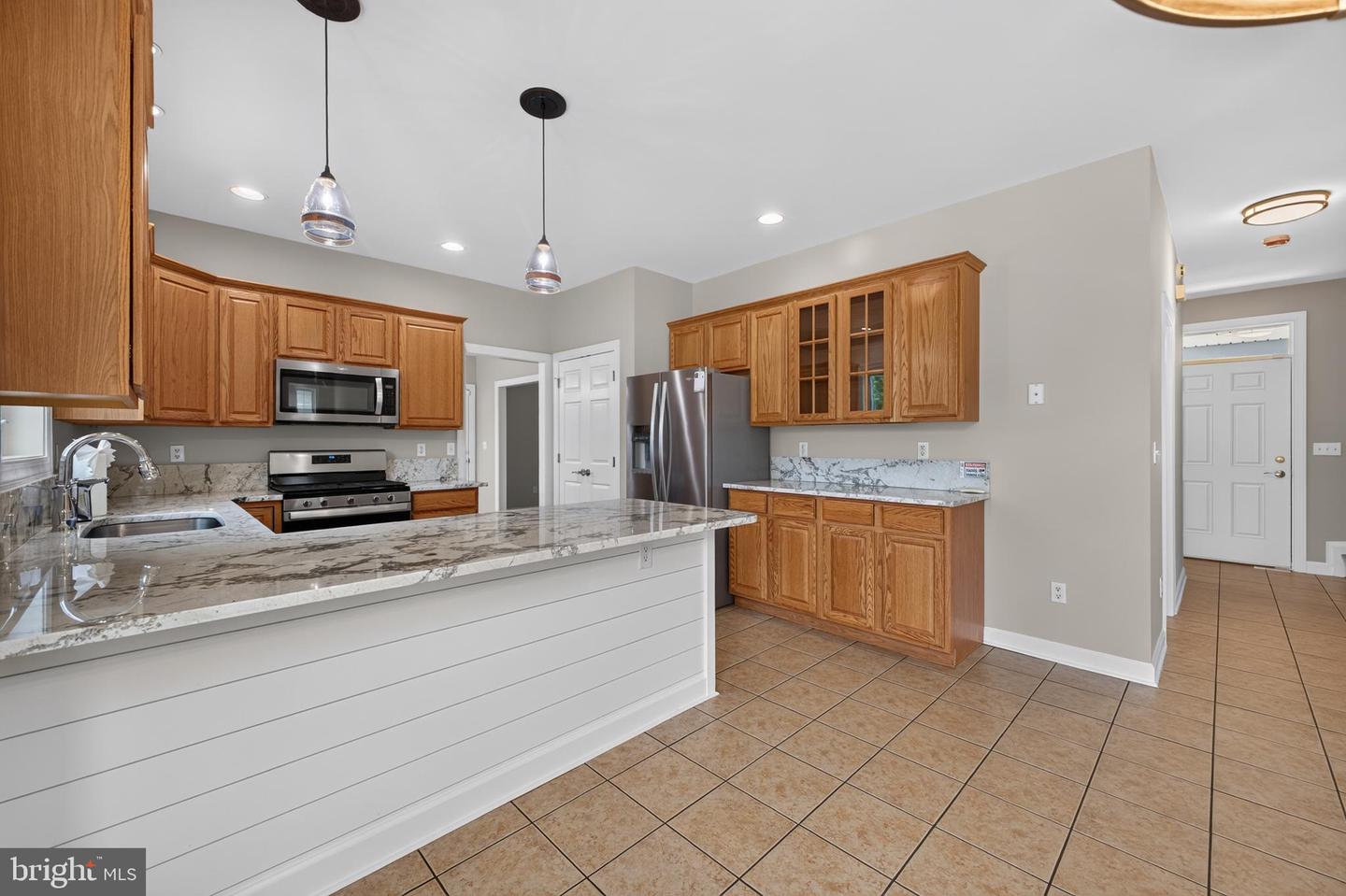 337 Roe Ingleside Rd Property Photo 16