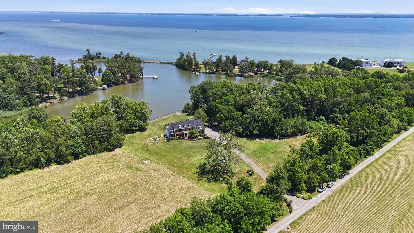 1810 Love Point Rd Property Photo 3
