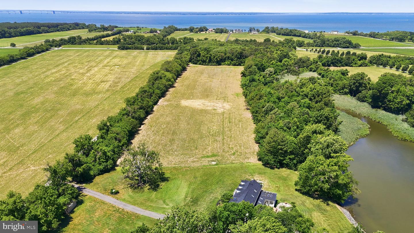 1810 Love Point Rd Property Photo 4