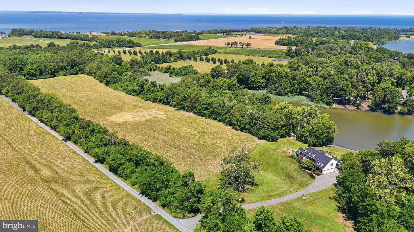 1810 Love Point Rd Property Photo 6